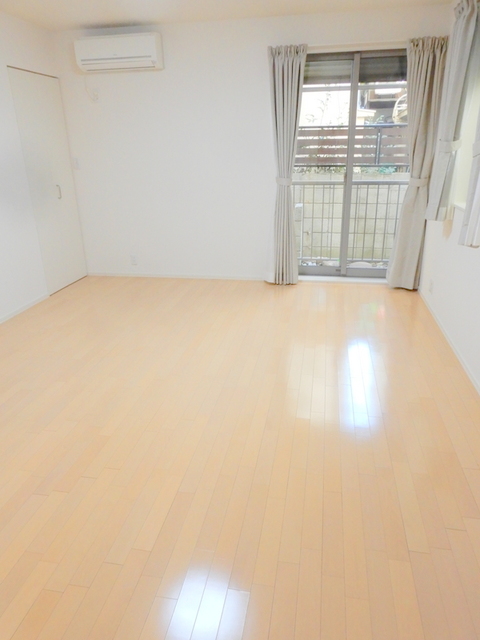 居室・リビング　9.7帖洋室