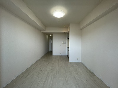 居室・リビング　写真は同マンションの別のお部屋のものです