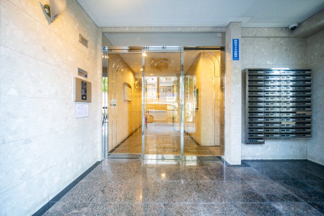 ロビー　アクタス薬院大通