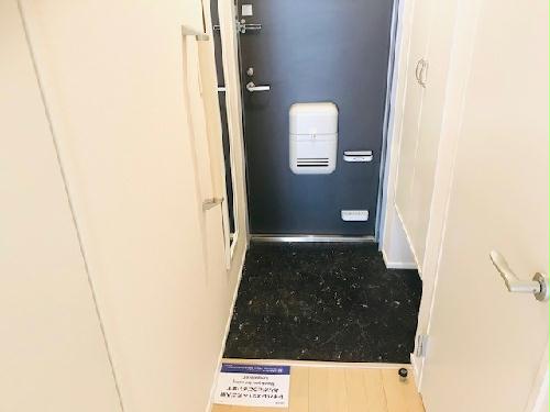 玄関　1Ｆのみ手すり有