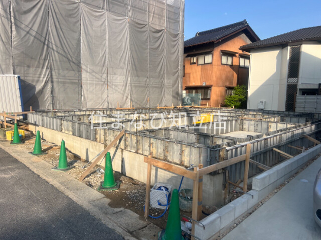 建物外観　建築中