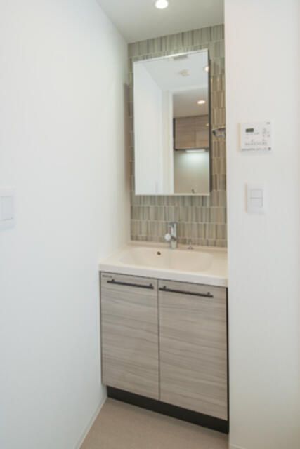 洗面設備　※写真は同タイプ住戸です。