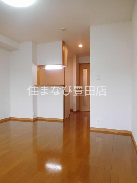 その他部屋・スペース　同型別部屋写真（反転）