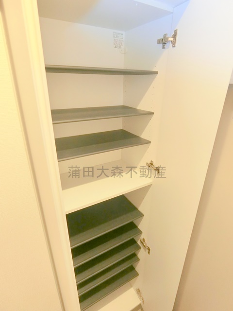 収納　シューズボックス