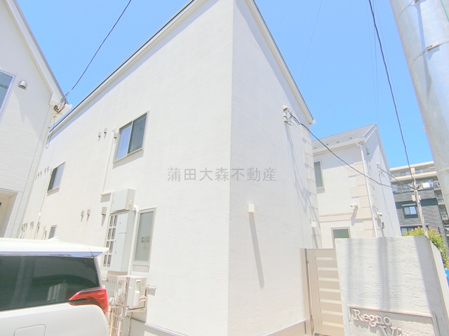 建物外観　2017年11月築　木造地上2階建て総戸数14戸 東京都大田