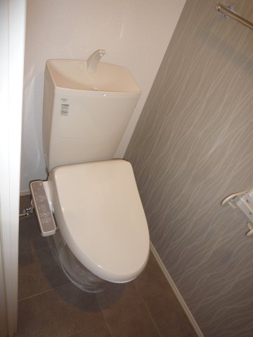 トイレ　清潔感のあるトイレです