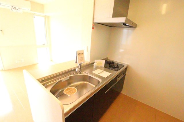 キッチン　他部屋の参考写真です。