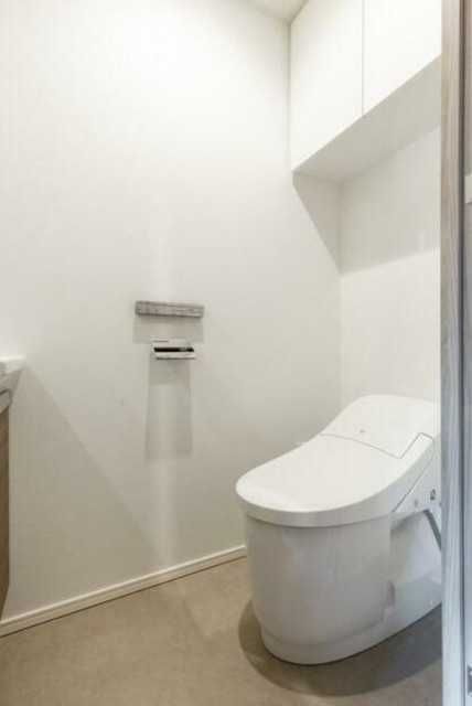 トイレ　ザ・パークハビオ飯田橋プレイス