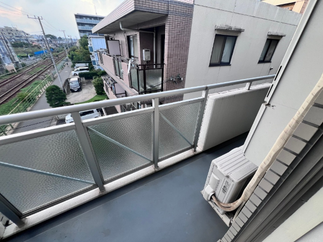 バルコニー　同タイプの他のお部屋