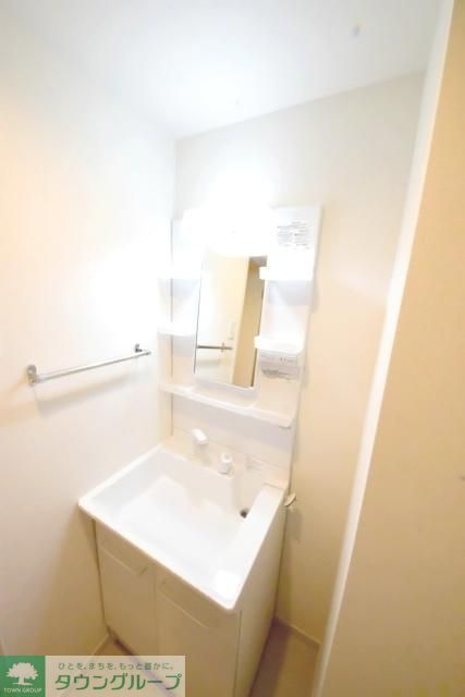 洗面設備　あると便利な独立洗面台です