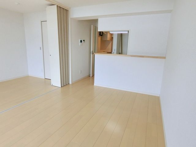 居室・リビング　☆憧れのカウンターキッチン☆