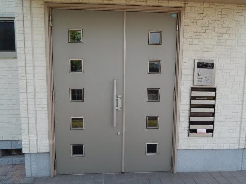 セキュリティ　オートロック完備で安心