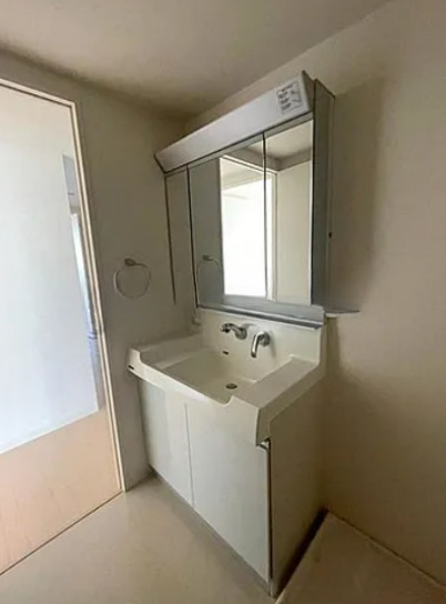 洗面設備　忙しい朝には欠かせない洗面所です