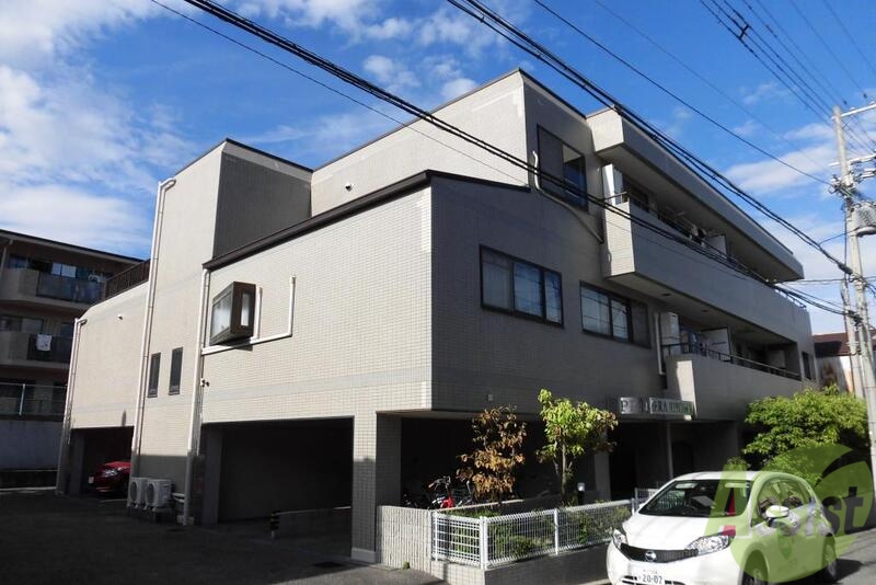 建物外観　東灘区西岡本「プリメーラリヨンII」