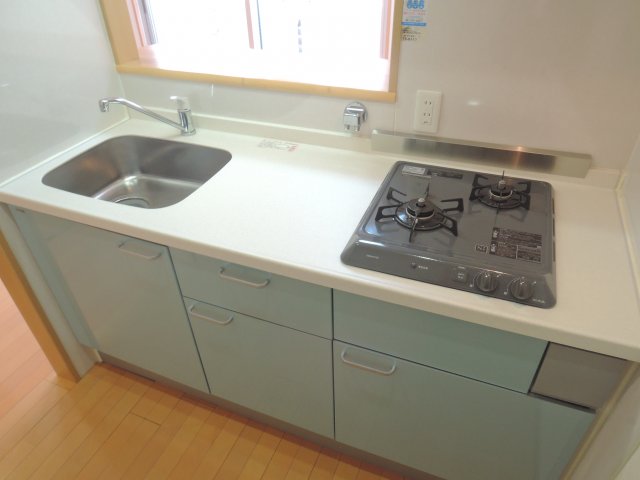 キッチン　写真は同マンション別部屋