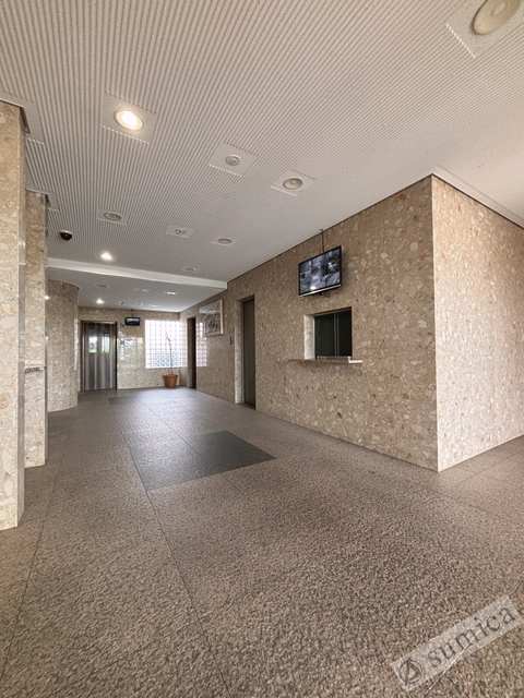エントランス　オートロックで部外者はシャットアウト♪♪