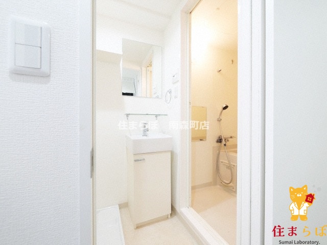洗面設備　暮らしの中心になる場所