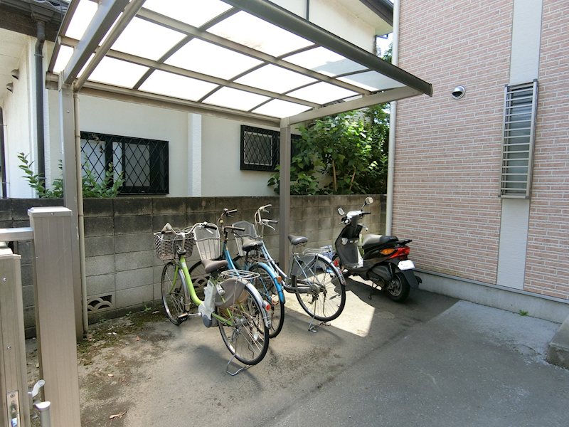 その他　駐輪場（原付バイク駐輪可・無料）