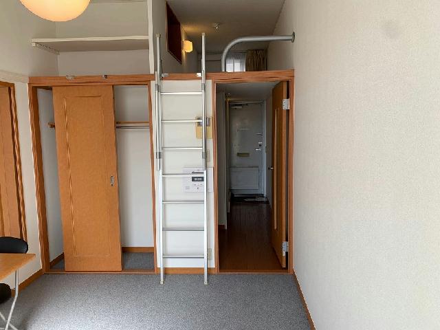 その他部屋・スペース　1階はフローリング仕様です。