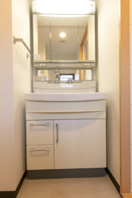 洗面設備　※写真は同タイプ住戸です。