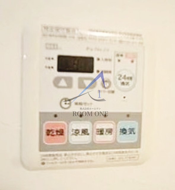 その他設備　浴室乾燥機パネルです。
