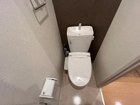 トイレ　トイレ