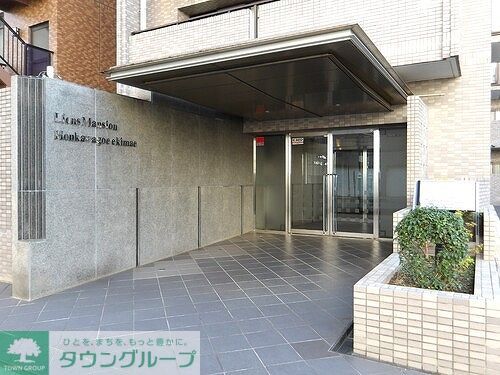 エントランス　エントランス外観　※前回募集時2025年11月の写真