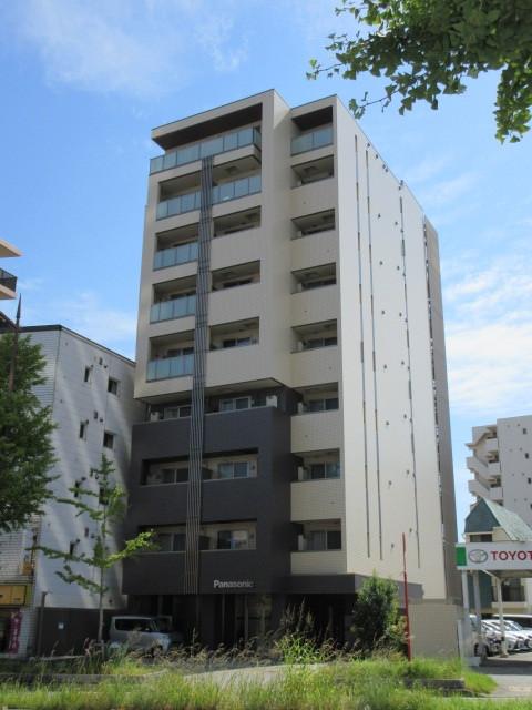 建物外観　重量鉄骨造９Ｆ建て！