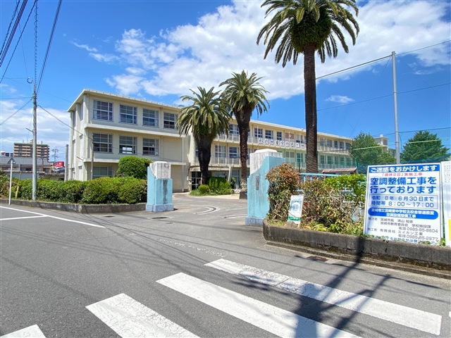 中学校　宮崎東中学校（中学校）まで1700m