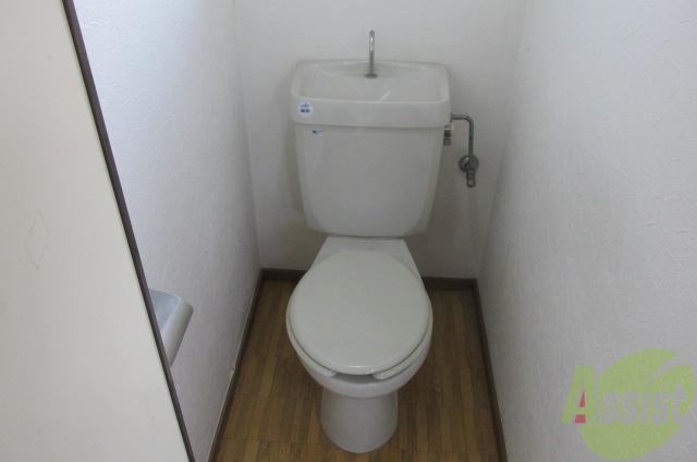 トイレ　至って普通のトイレです。