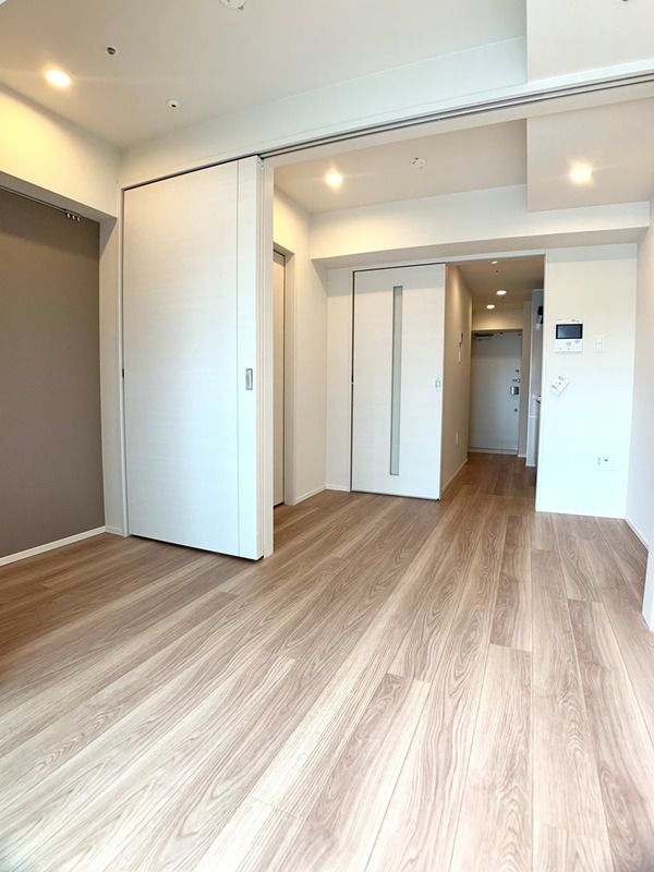 居室・リビング　写真は同タイプ住居です。