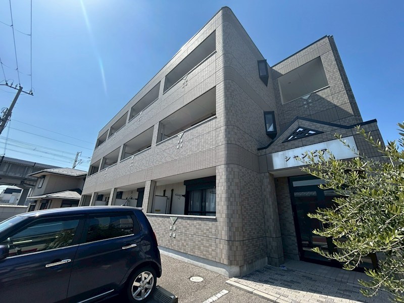 シャンピア