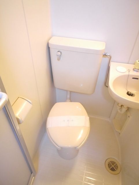 トイレ　★お部屋探しは株式会社タウンハウジング東京まで★