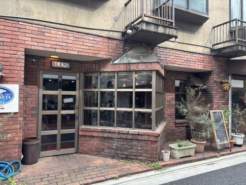 飲食店　La Pineta Tokyo（飲食店）まで931m