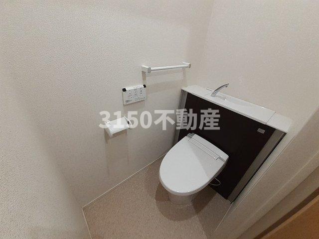 トイレ　清潔感のあるトイレです