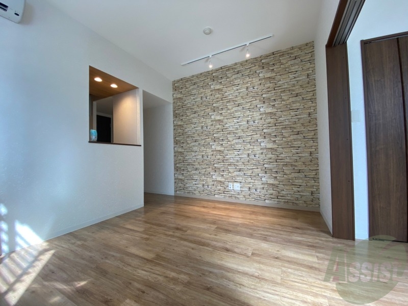 居室・リビング　広くてキレイなお部屋が広がっていて、充実した生活が送れそう。