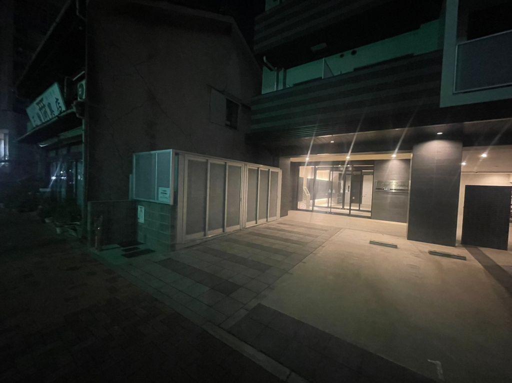 エントランス　エントランス