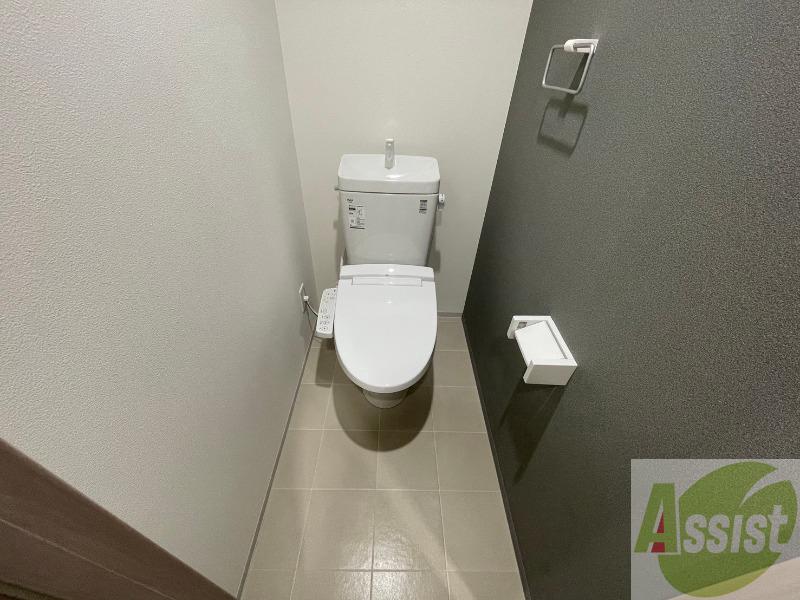 トイレ　こちらはトイレです。清潔感があり、安心して使用できます。