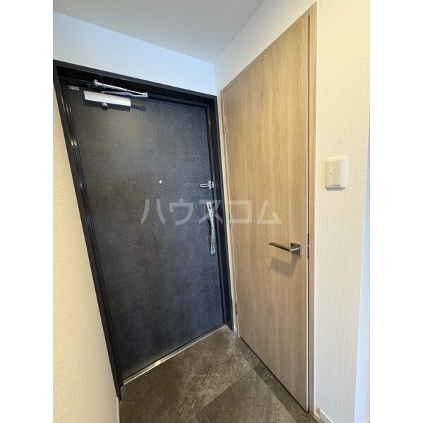 S-RESIDENCE千種belvia TOWERの玄関写真