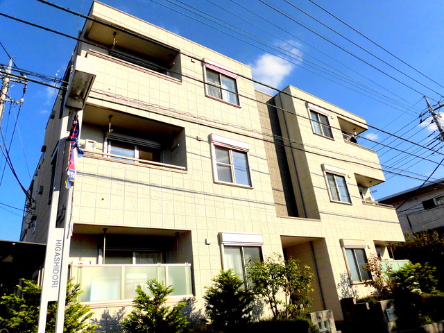 建物外観　★周辺に大きな建物もなく、陽当たり・眺望も良好です★