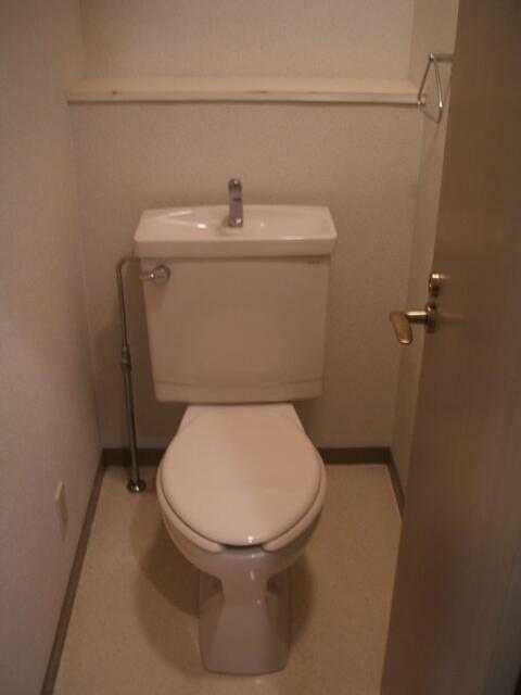 オークウッド2のトイレ写真