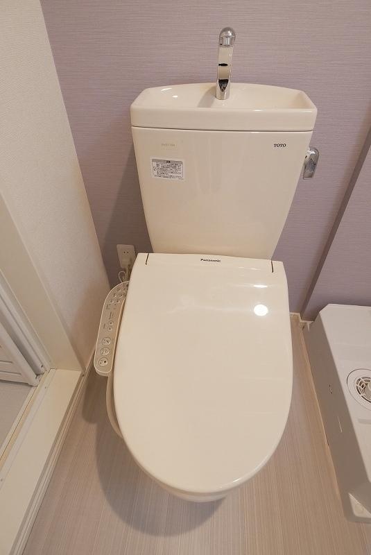 YRoomIIIのトイレ写真