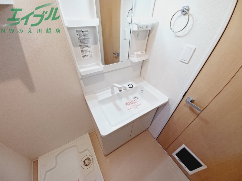 洗面設備　同型反転タイプ参考写真