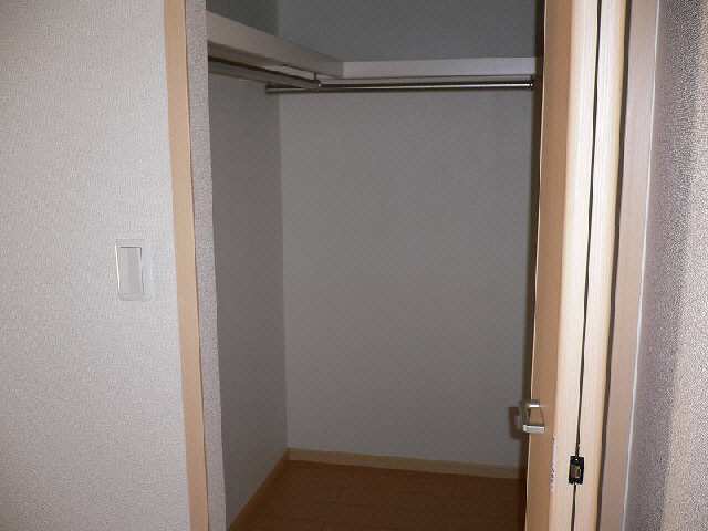 収納　同型タイプ