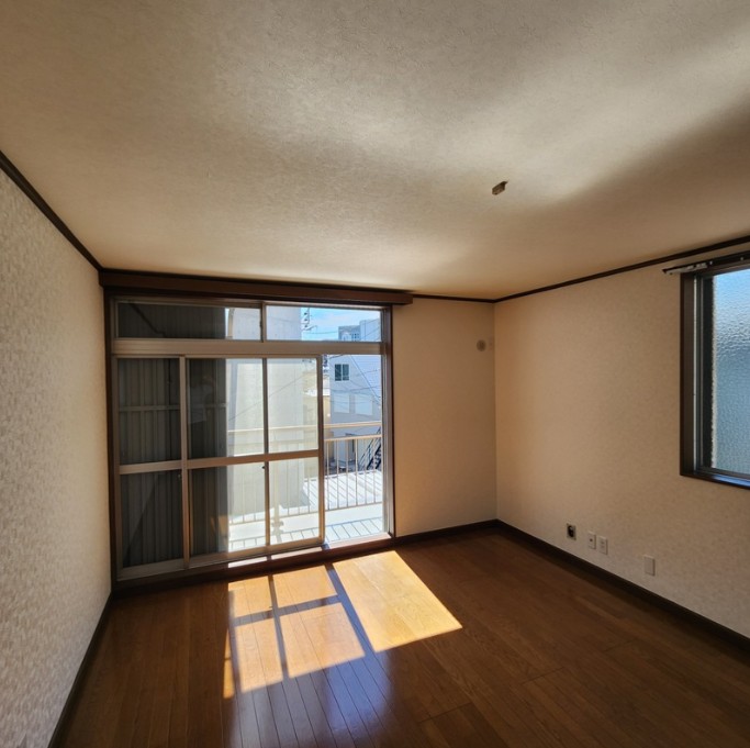 渋谷東2丁目貸家の居間写真