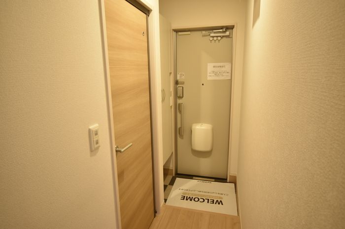 富山地鉄不二越上滝 朝菜町駅 徒歩26分 2階建 築6年の玄関写真