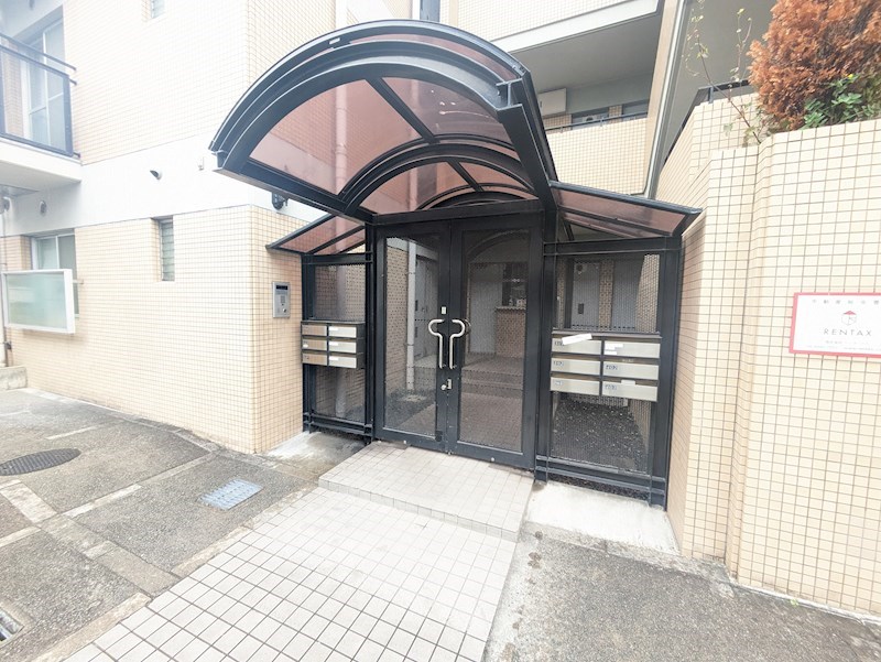 ロイヤル東園田の外観写真