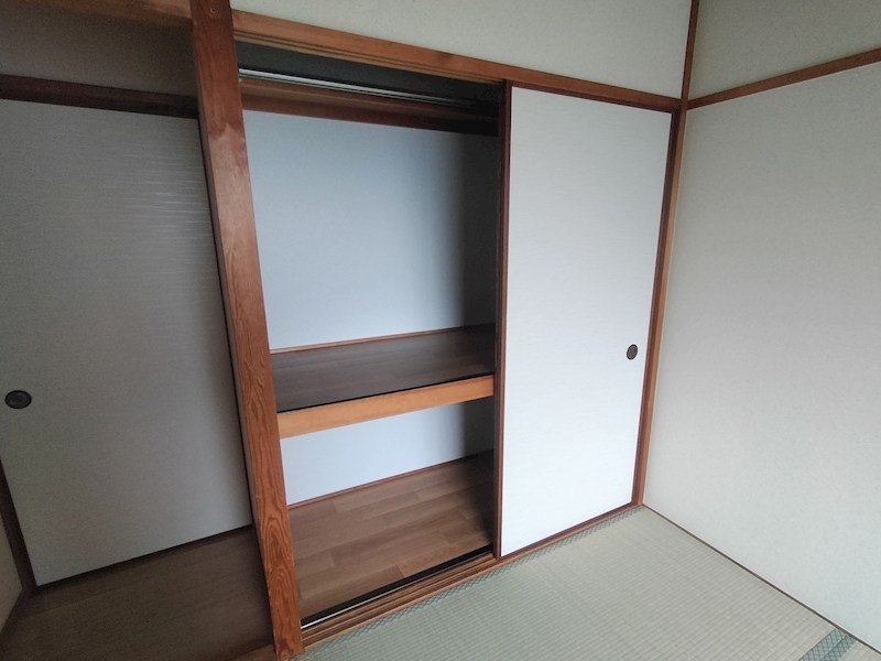 ロイヤル東園田の内装写真