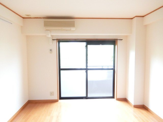 LAGUNA神の倉の居間写真
