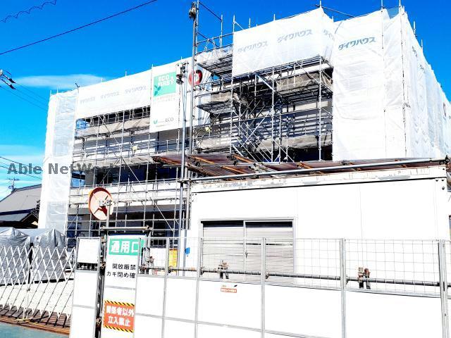 建物外観　建築中